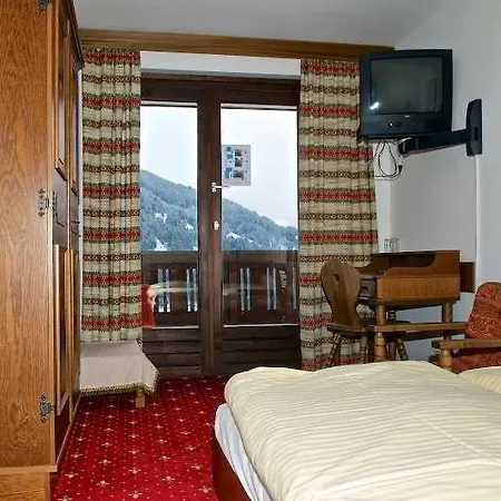 بيت ضيافة Panoramahotel Pawlik باد جاستاين